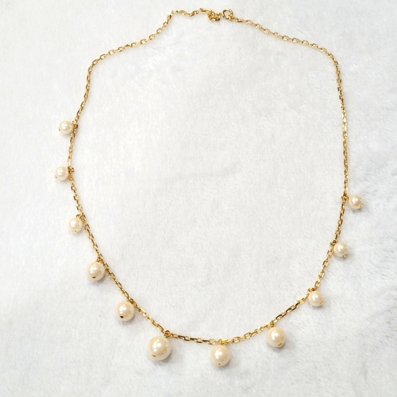 Pearly Drop Necklace Faux Pearl Gold Toned Avon Vintage 1990 - Picture 1 of 5